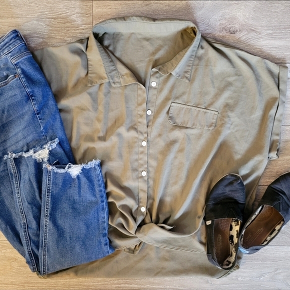 Green Button Down Shirt - Picture 4 of 7